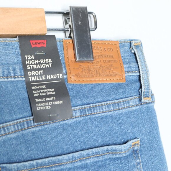 NWT Levis Premium 724 High Rise Straight Leg Jeans Light Med Wash Stretch Denim - Picture 5 of 8